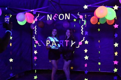 Neon Party 2025